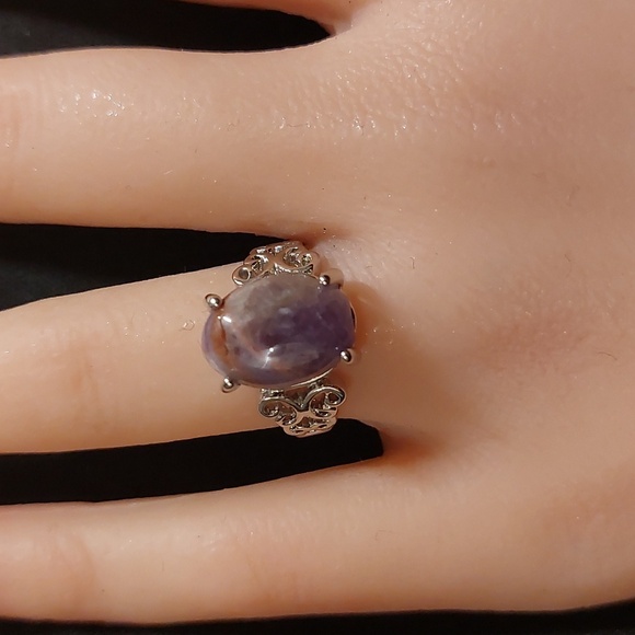 Amethyst Fashion Ring - (faux) 6 - Picture 6 of 6